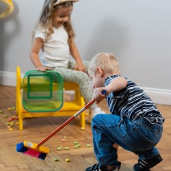 We Clean, Голяма детска метла за игра и почистване We Clean, Голяма детска метла за игра и почистване