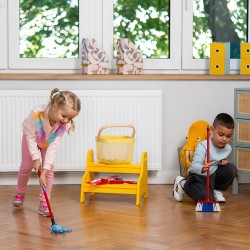 We Clean, Детски комплект за почистване Vileda – моп, метла и лопатка, 4 части We Clean, Детски комплект за почистване Vileda – моп, метла и лопатка, 4 части