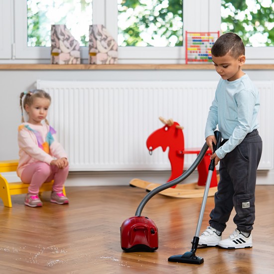 We Clean, Детска прахосмукачка Bosch, червена