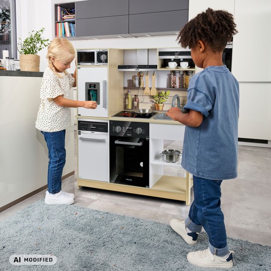 Детска дървена кухня Miele "Family" Детска дървена кухня Miele "Family"