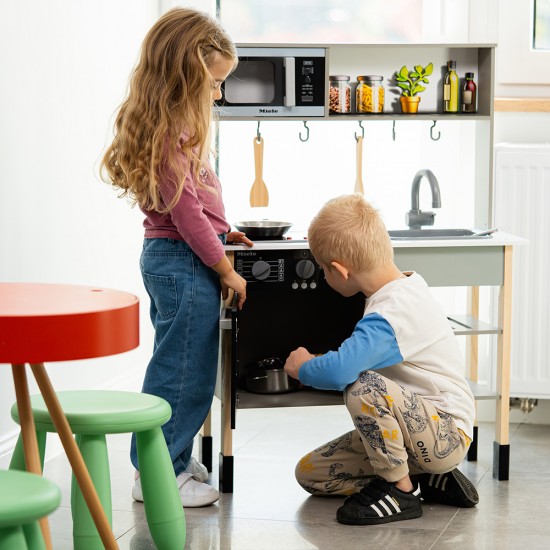 Детска дървена кухня Miele Midi, с аксесоари, звук и светлина Детска дървена кухня Miele Midi, с аксесоари, звук и светлина