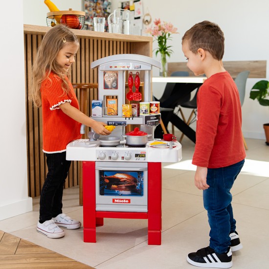 Miele Детска кухня Starter „Малък готвач“ Miele Детска кухня Starter „Малък готвач“